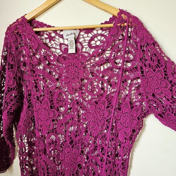 EUC LIKE NEW LE MODA APPLIQUE LACE BOATNECK CROCHET TOP SIZE LARGE - Picture 2 of 12